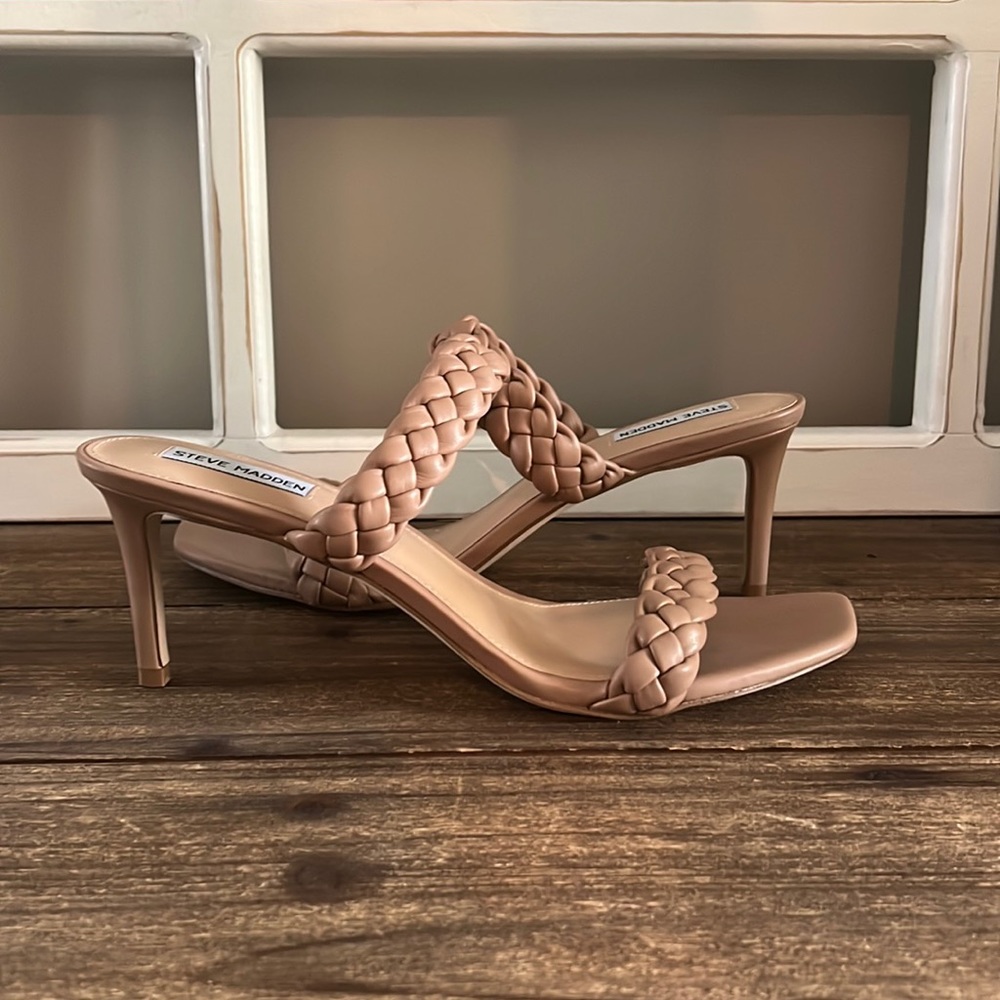 Steve Madden Nude Heels Size 13 Excellent Condition!